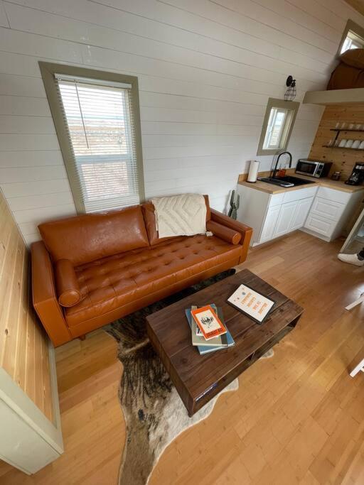 Grand Canyon Hideaway Tiny Home Валле Экстерьер фото